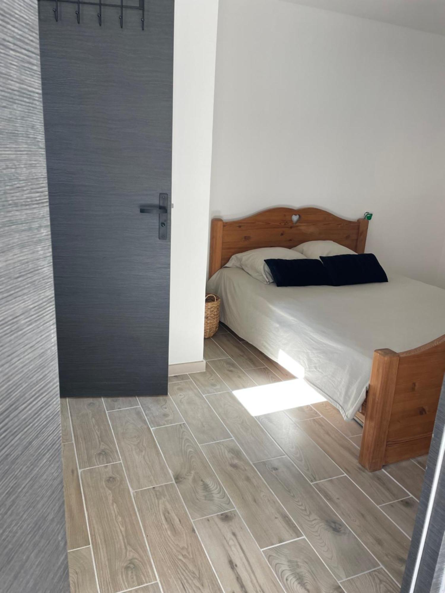 Maison De 40M2 Avec Jardin De 50M2 Оранж Экстерьер фото